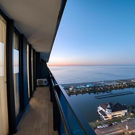 Orbi Batumi City Beach View Hotel Luaran gambar